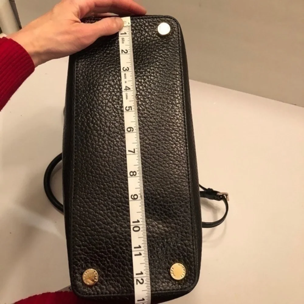 Michael kors black leather smythe turnlock bag